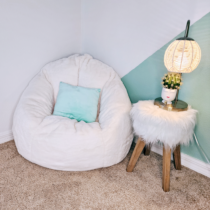 Mimish Campus Round Beanbag in Faux Rabbit Fur - Coconut