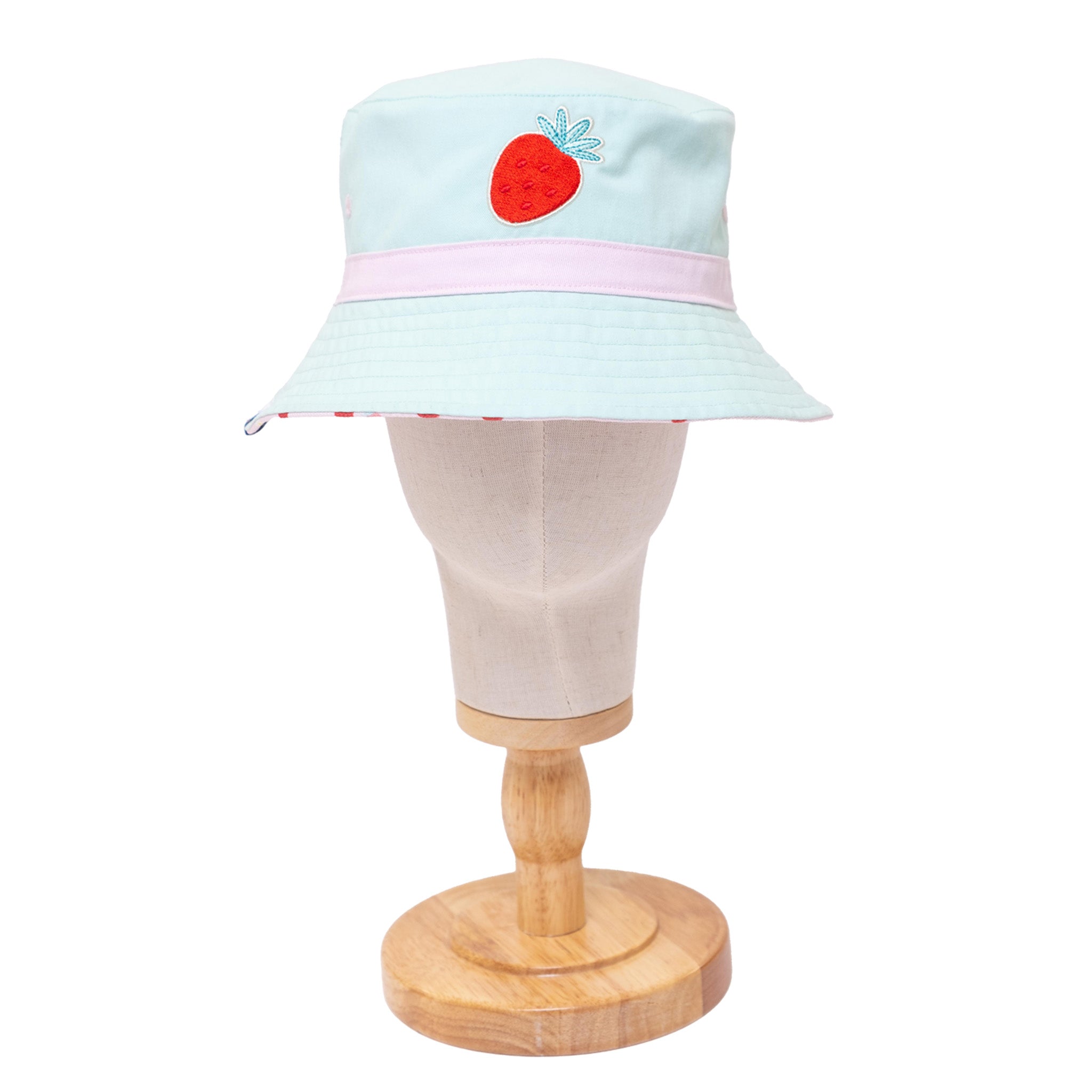 Reversible Bucket Hat – Strawberries + Daisies