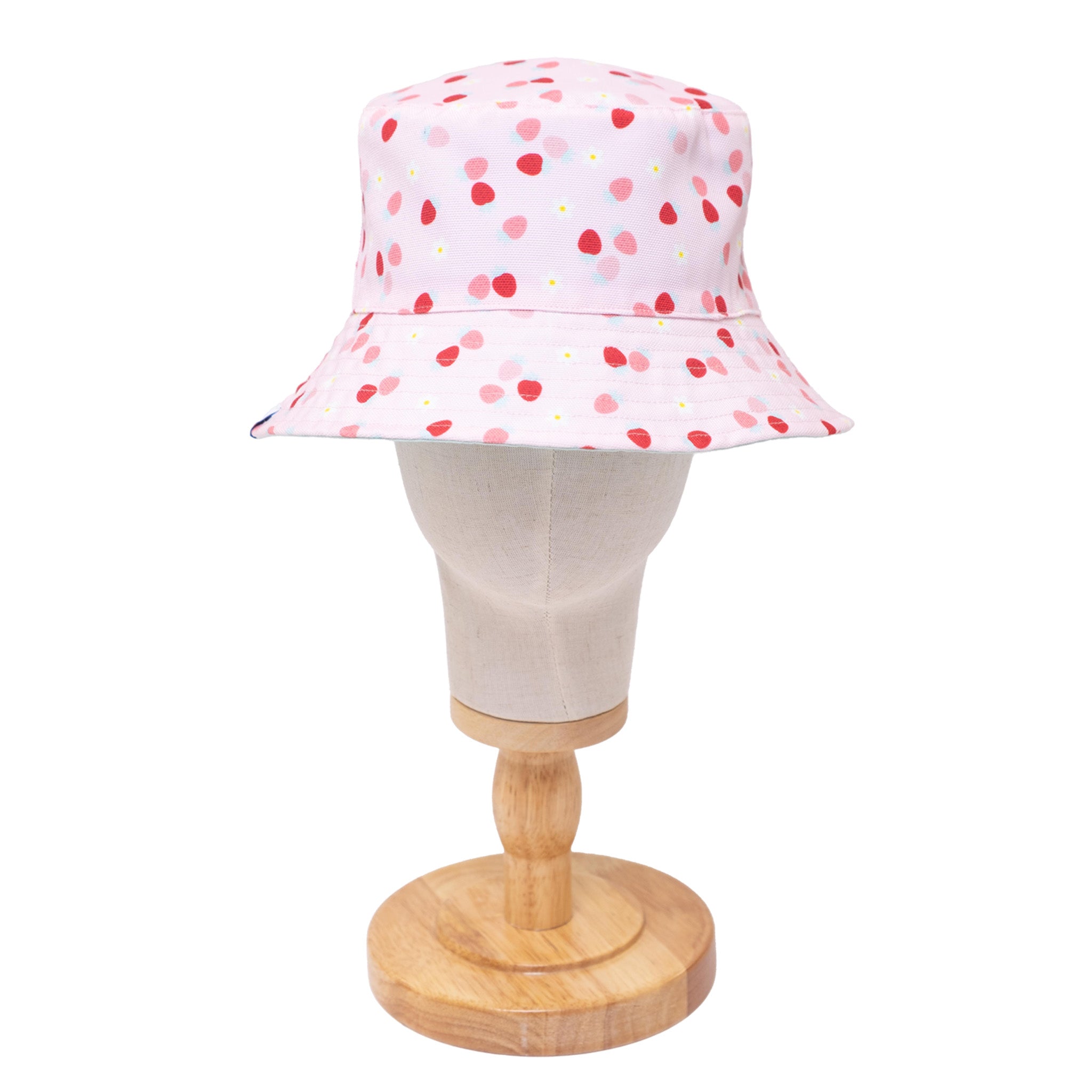 Reversible Bucket Hat – Strawberries + Daisies