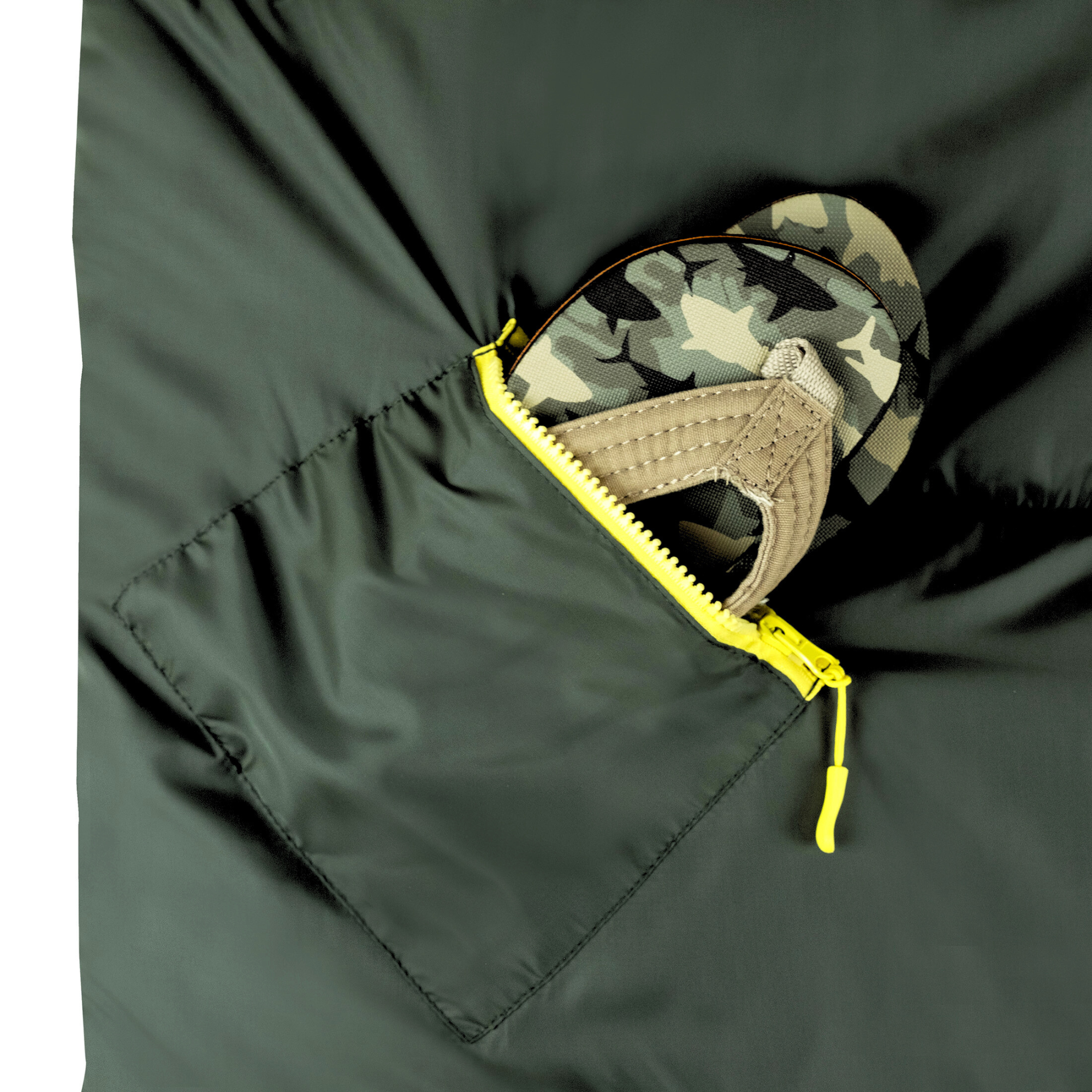 Sleep-n-pack: Packable Sleeping Bag, Big Kid 7-12+ yrs - Charcoal/Marshmallow Sherpa